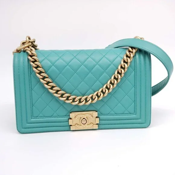 CHANEL Boy Green Leather Shoulder Bag 2650-080524 - Picture 1 of 16